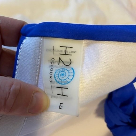 H2oh Halter top bikini in Pacific Blue, worn ONCE! molded cups 32-40 DD-E - Picture 7 of 9